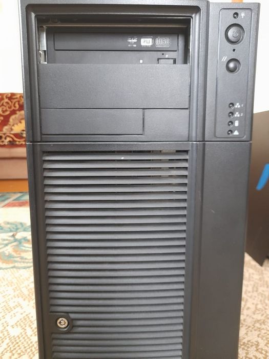 Сервер Intel, 2 процессора