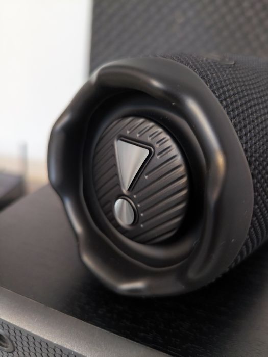 Jbl Charge 6 originală, garanție valabilă până în 10.2027, stare foarte bună