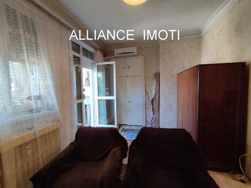 Дава се под наем Двустаен апартамент в София, Оборище - 72 кв.м за 459 € - Снимка #11