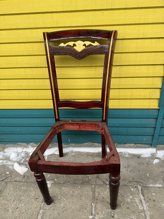 Продам антиквариатные стулья!