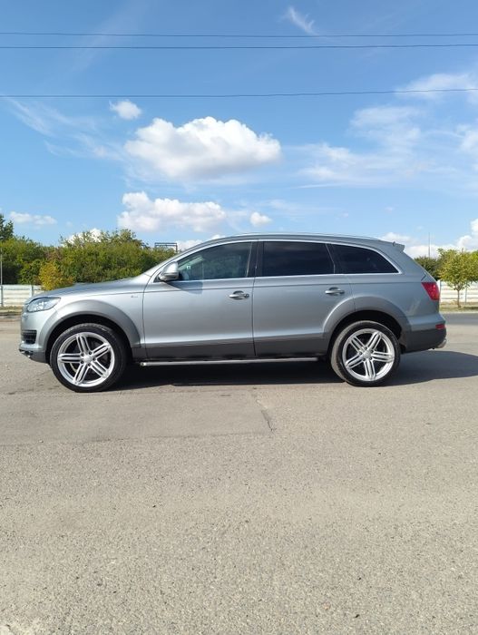 Vand Audi Q7 persoana fizica