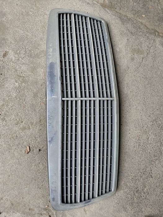 Решетка на Мерседес