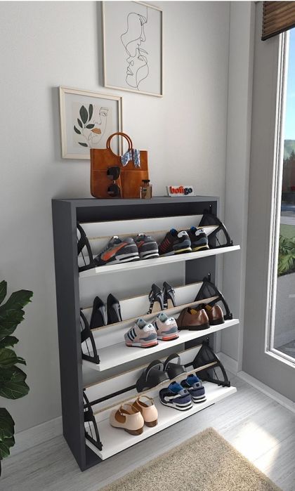 Шкаф за обувки с три отделения