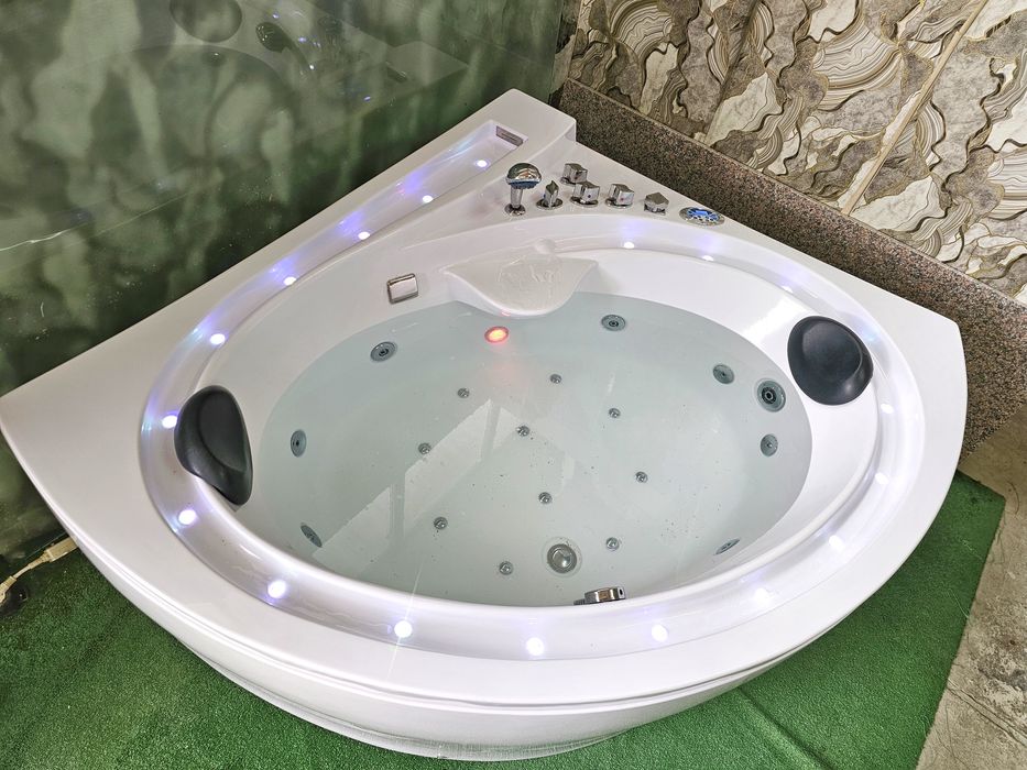 *Spa*  Джакузи (Хидромасажна Вана) с Подгрев до 50° 1.59х1.35