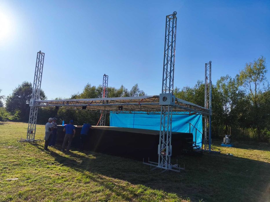 scena pentru evenimente