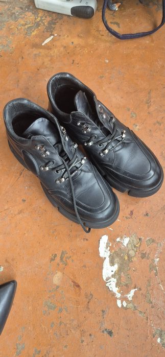 Продам обувь женская