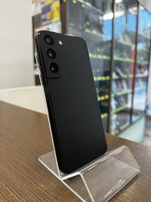 Samsung S22 / 128GB / Impecabil / Garantie 12 luni