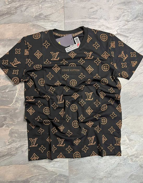 Премиум мъжки тениски LOUIS VUITTON | Топ качество на отлична ценa