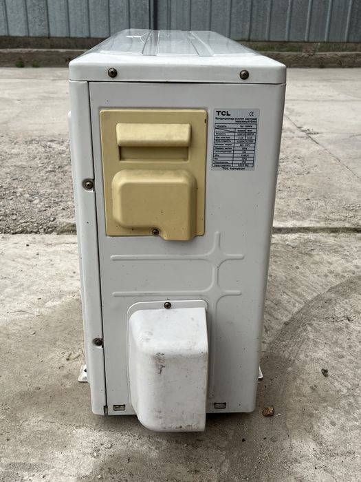 Кондиционер TCL.