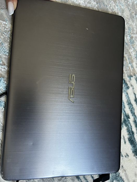 Продам ноутбук Asus