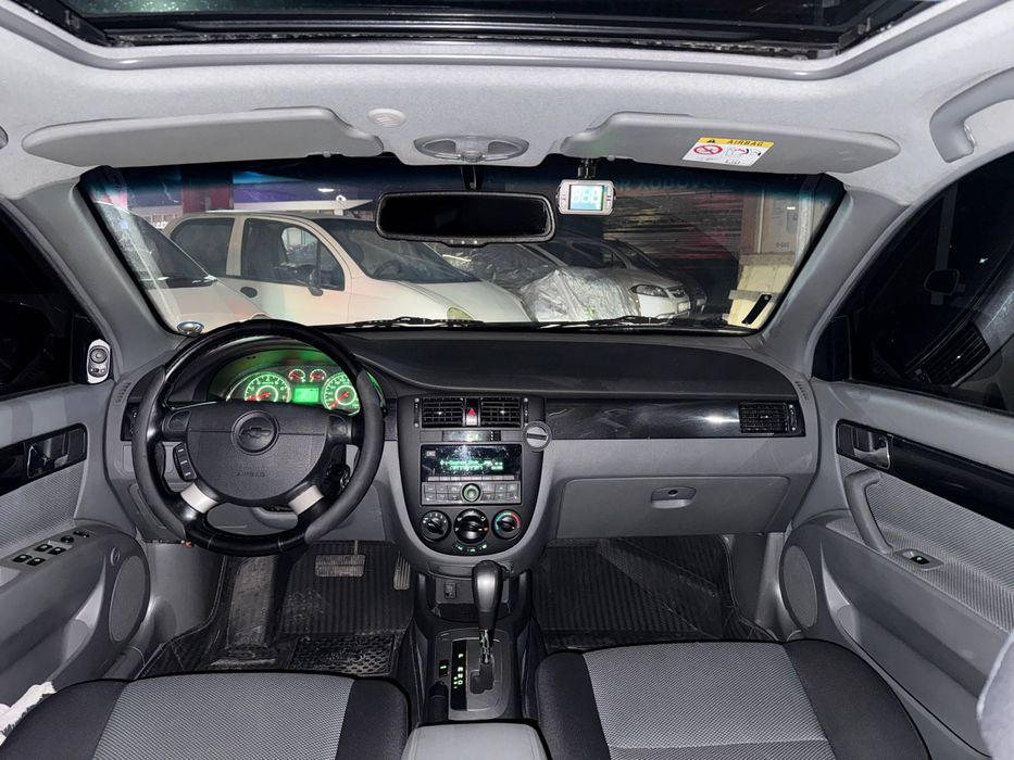 Arenda Jentra qora Avtomat 2022 yil