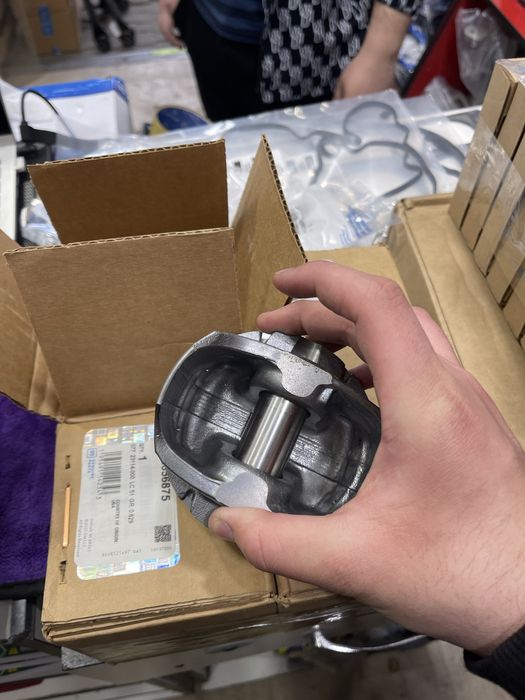 Tahoe-1 PORSHEN koltsa palets GM BAZA