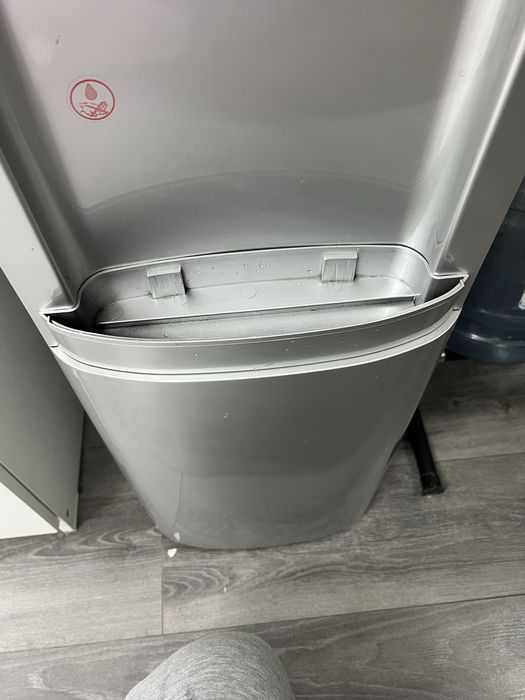 Продам диспенсер