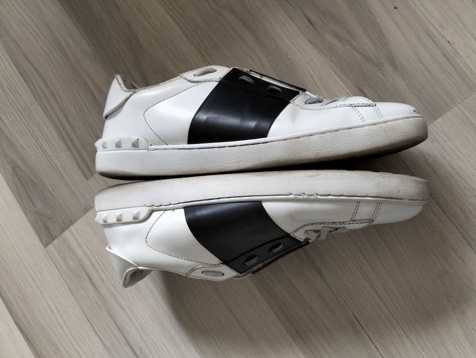 Sneakers  piele alb-negru Valentino Garavani, mărimea 44