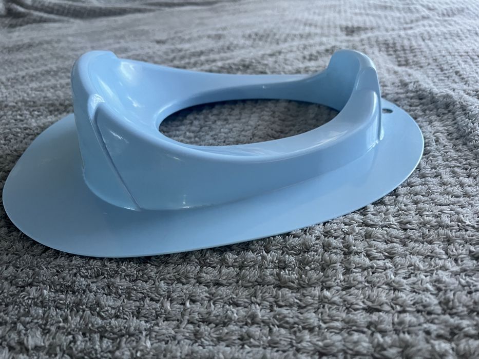 Продаю детское сидение на унитаз