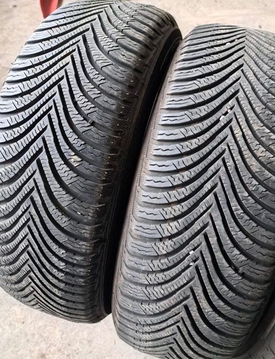 Vând Anvelope AllSeasons 215/65R17