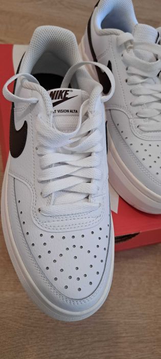 Дамски маротонки Nike