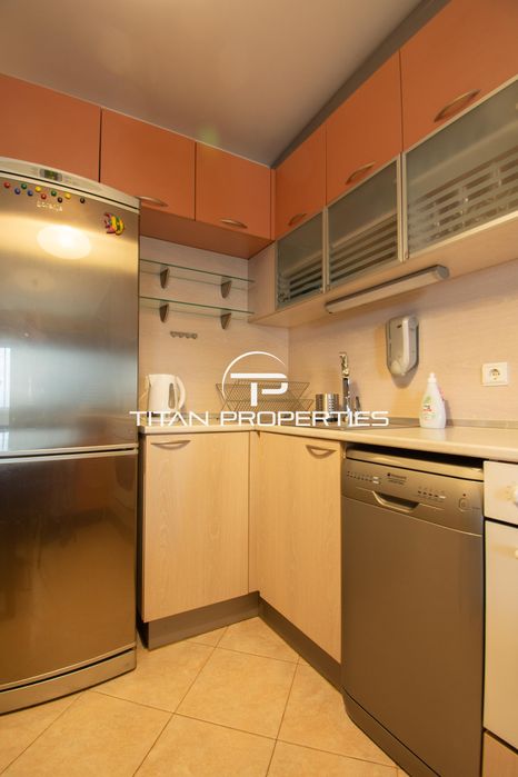 Дава се под наем Двустаен апартамент в София, Лозенец - 66 кв.м за 725 € - Снимка #1