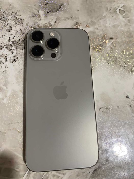 Apple iPhone 16 pro max 256g