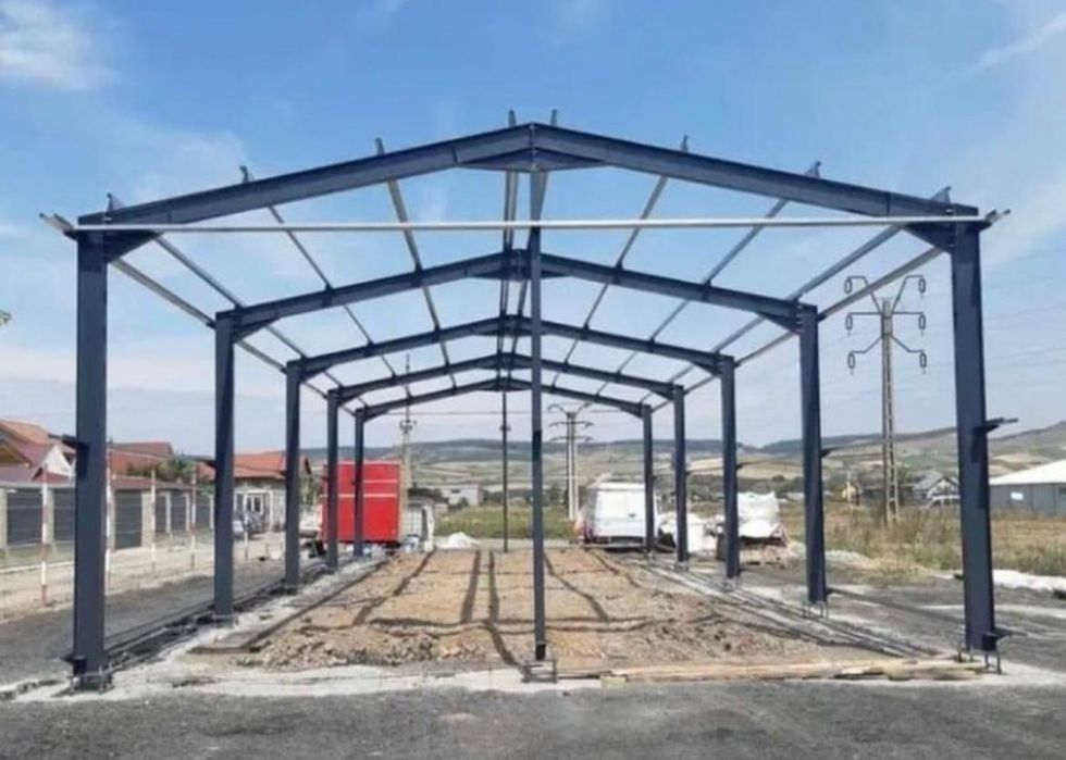 Vindem hale metalice diferite suprafețe cu urmatoarele destinații :

-