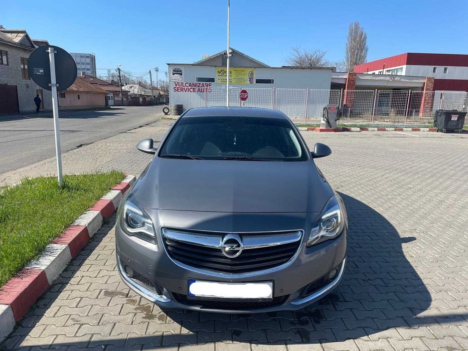 Urgent!! Opel Insignia