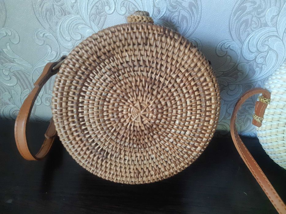 Сумка плетёная кроссбоди через плечо клач