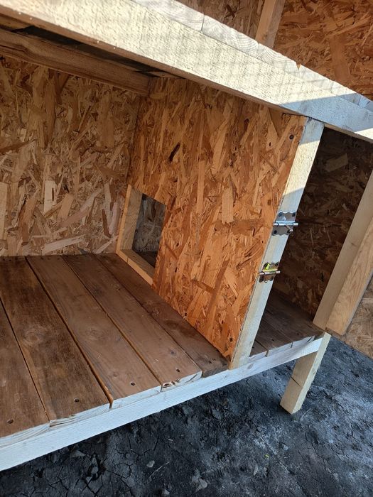 Vând cuști pentru iepuri