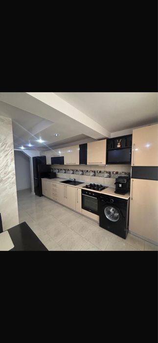 Apartament cu 3 camere