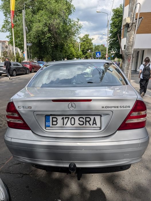 Mercedes-Benz C-Class

(W203) C 180 Kompressor