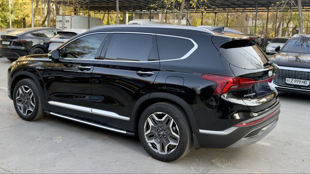 Hyundai Santa Fe 2022, 2.4 Full — Ideal holatda! Qora rangda.