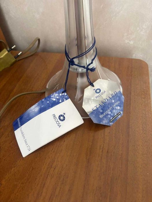 Настольная лампа прикроватная