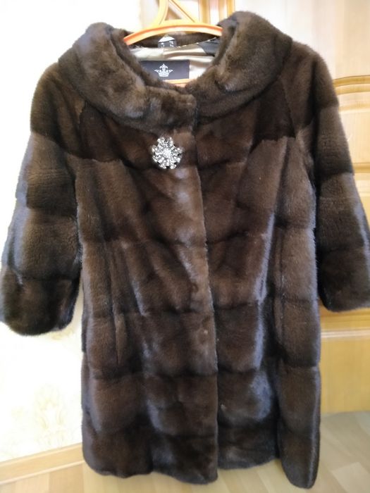 Продам норковую шубу
