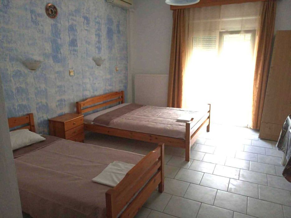 Продава апартамент - етаж от къща  с площ 70 м2 в Аспровалта, Гърция