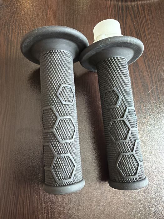Отигинални грипове за surron ultra bee