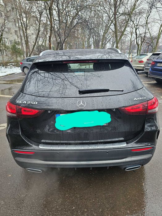 Mercedes GLA 250 4MATIC AMG