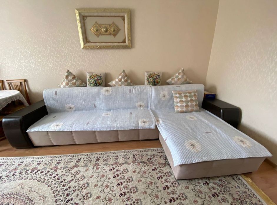 Продам диван в хорошем состоянии