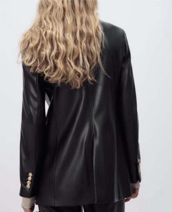 Стилен дамски кожено яке блейзър Zara