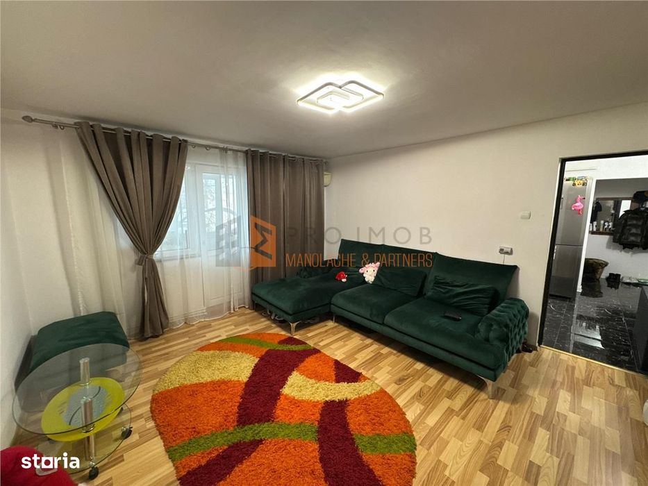 Apartament 3 camere cf 1 semidecomandat zona Micro 5
