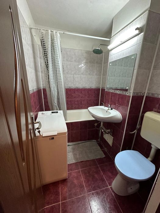 Inchiriez garsoniera str.Aleea Constructorilor nr.2Pet Friendly
