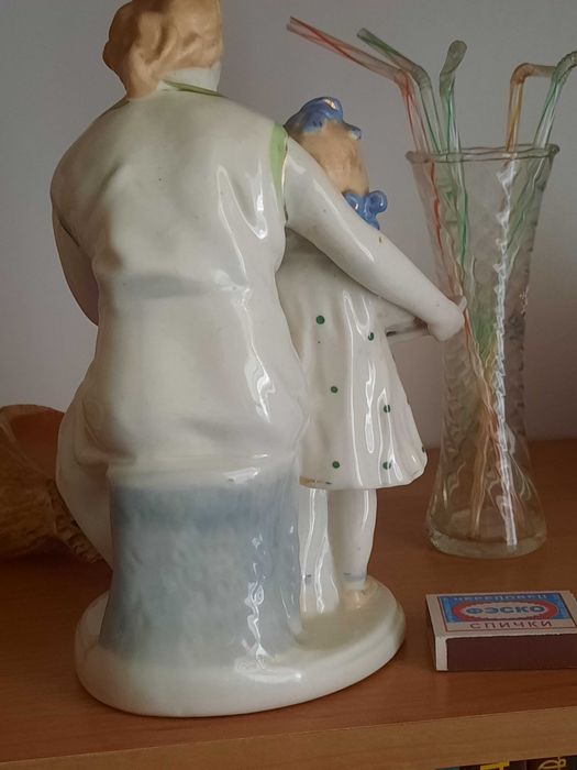 Первая буква,фарфор, ЗКХ (УССР)