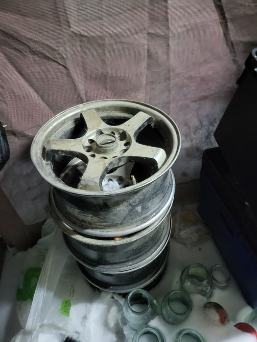Продам диски R15.