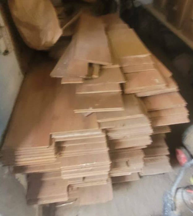 Продам ламинат срочно!!!