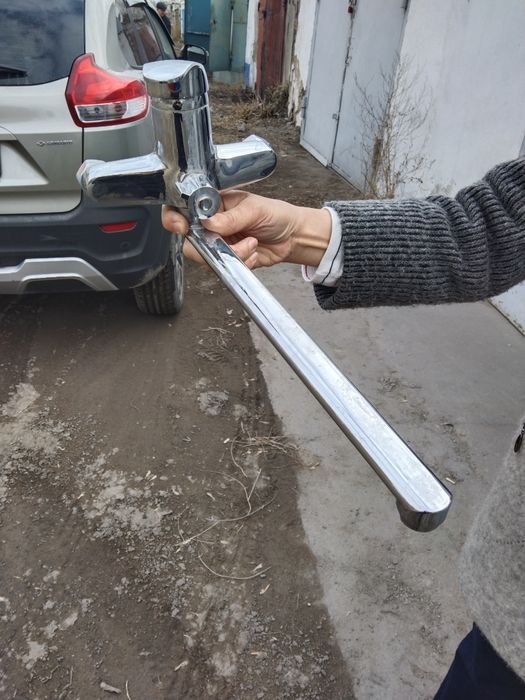 Продам смеситель б/у.