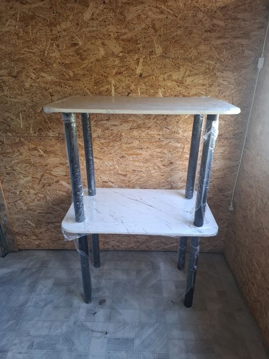 Продам новые столы