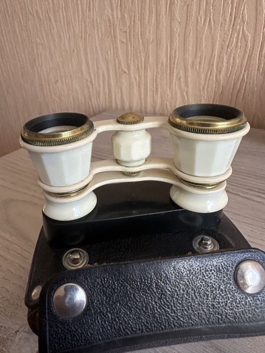 Бинокль театральный СССР