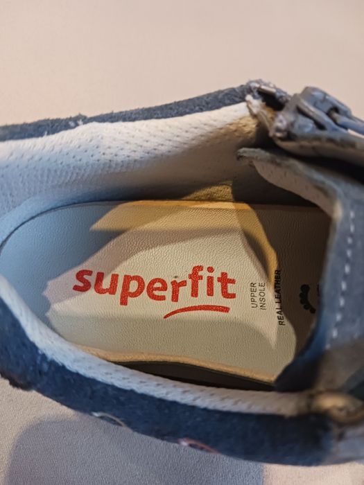 Детски пролетни  обувки на superffit за момиче  номер  23 и 33