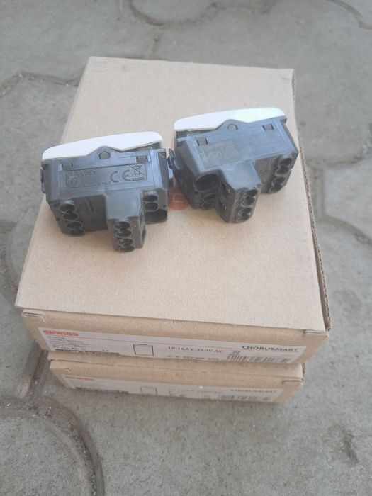 Vând aparataj electric Gewiss Corus