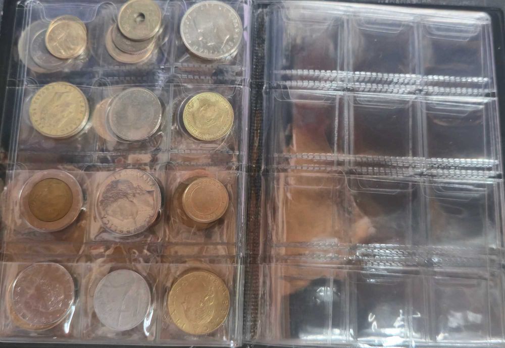монети от цял свят 48бр