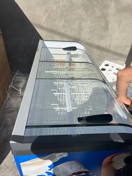 Морозильник для мороженого