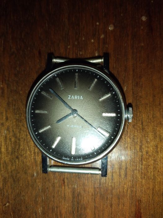 Механичен ръчен часовник ,,Zaria,,